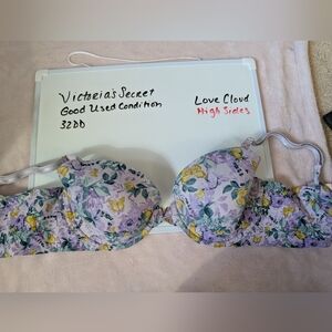 Victoria's Secret Floral Lightly Lined Bra in Lavender and Yellow